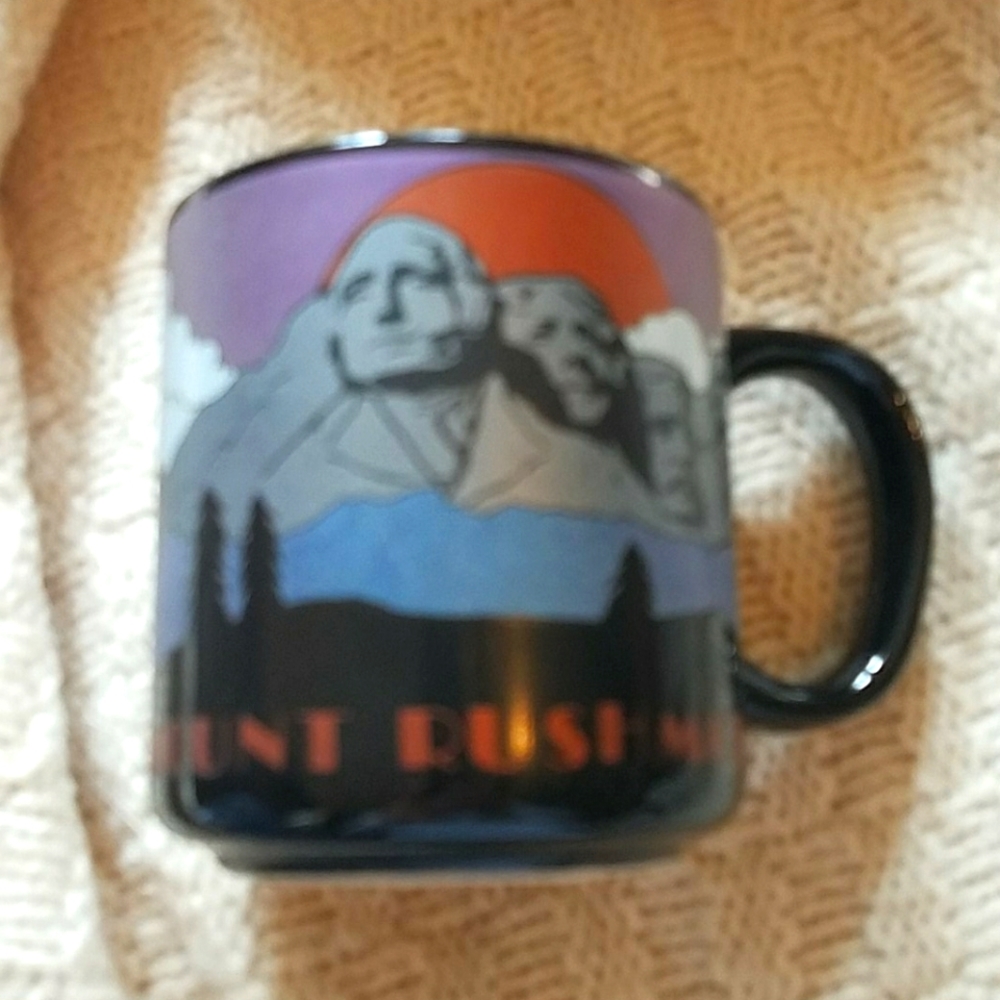 VTG mount rush more Mug south Dakota